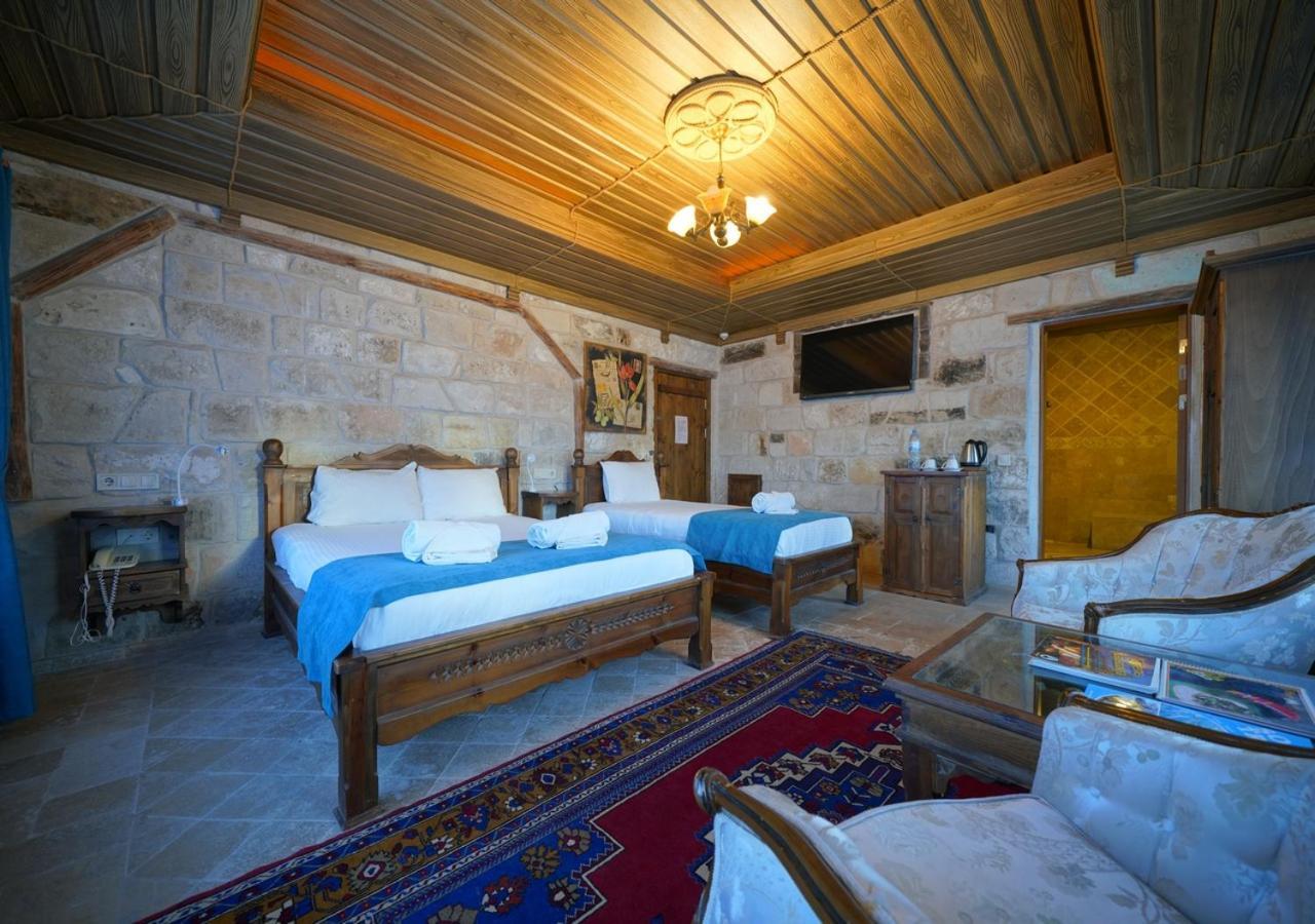 Shoestring Stone House Göreme Room photo