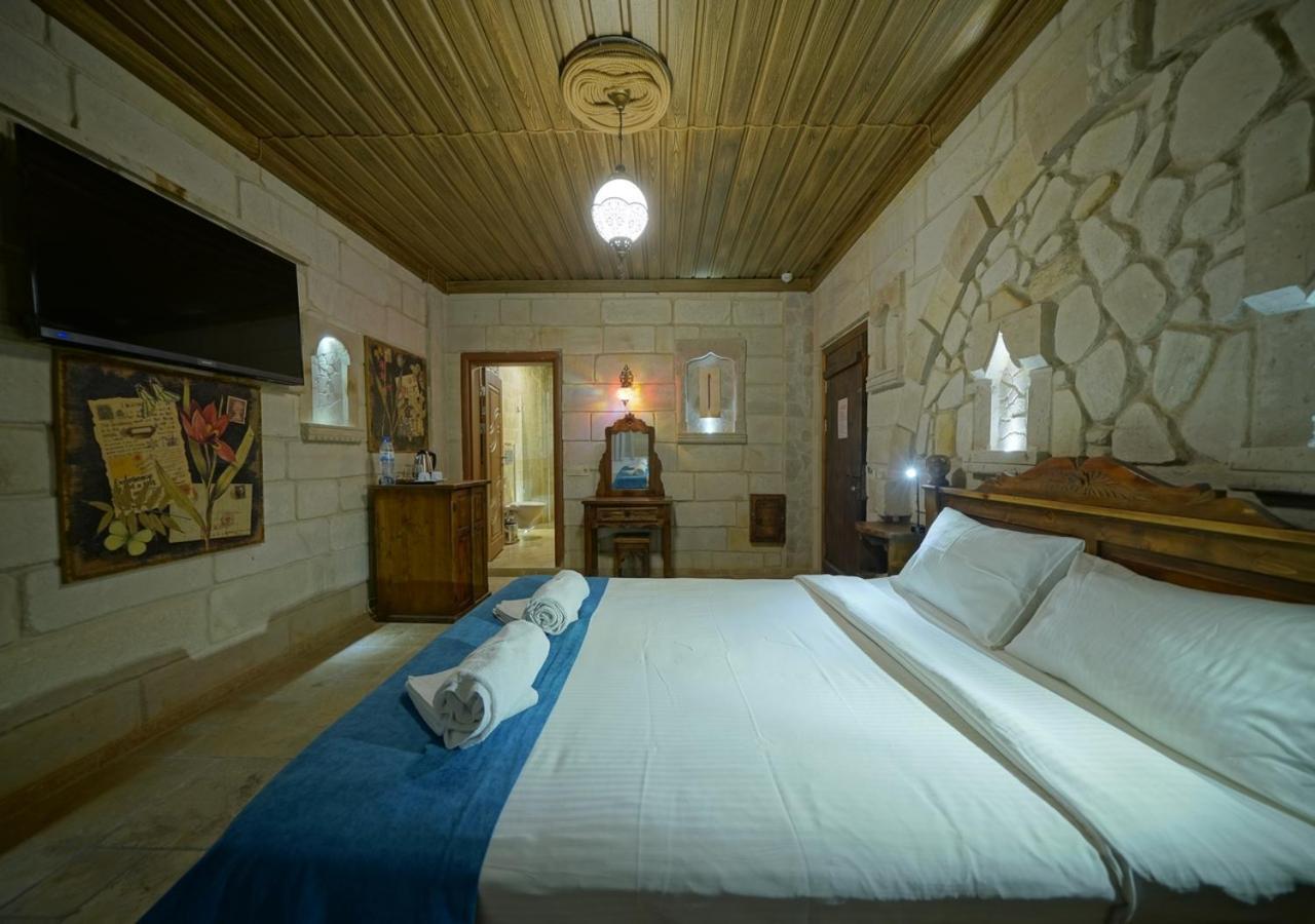 Shoestring Stone House Göreme Room photo