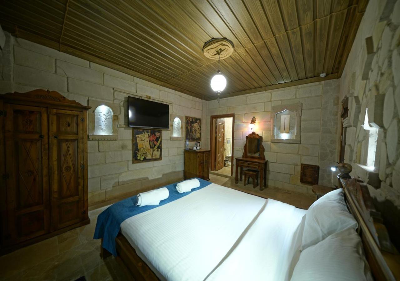 Shoestring Stone House Göreme Room photo
